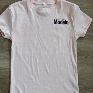 NWOT Women’s Pink Cerveza Modelo Graphic T-Shirt 100% Cotton